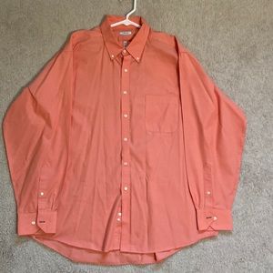 Men’s Izod button-down collared long sleeve dress shirt